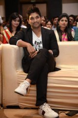 Race Gurram Movie Audio Launch